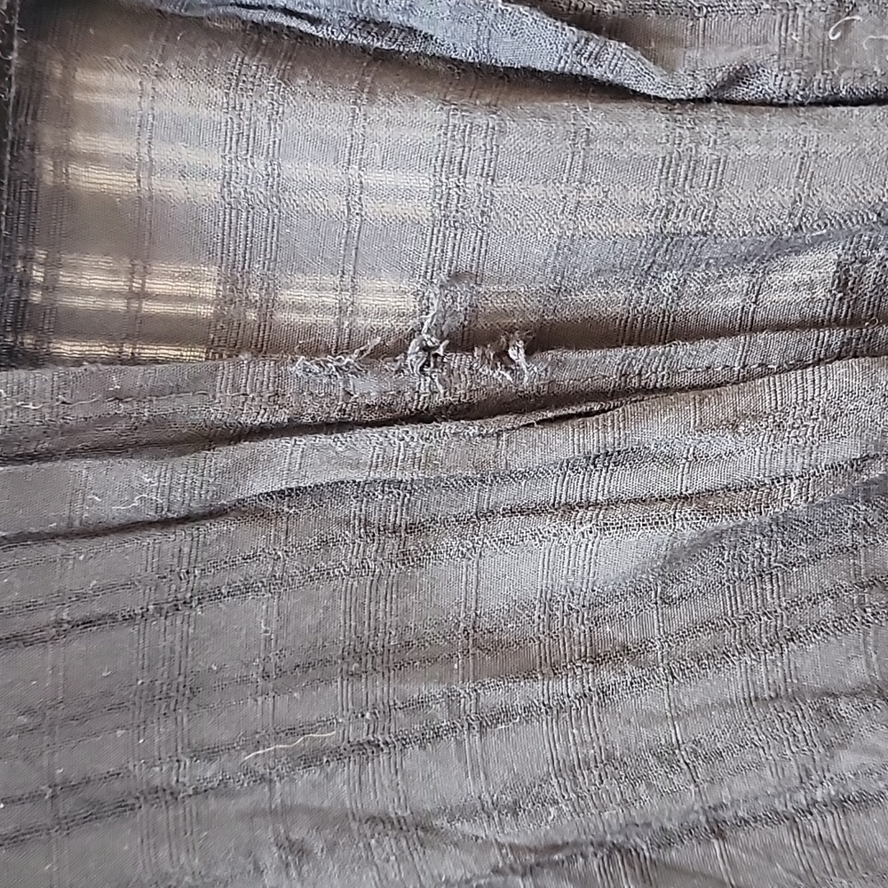 ✨️ BDG Tie Front Top ✨️ - Picture 5 of 5